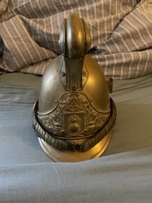 Ancien casque de pompier