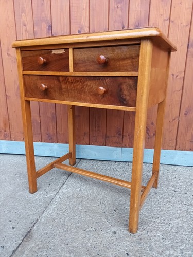 Table couture vintage - table,