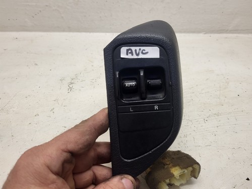 Bouton lève vitre - , avant