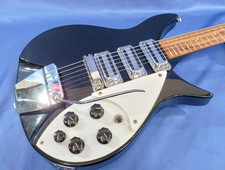 [Rickenbacker] Guitare électrique 325V63 Jetglo 1990 corps semi creux avec ét...