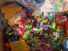 Énorme Lot De Jouet Kinder  Année 1990