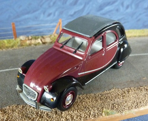 Voiture miniature 43 - miniature, au