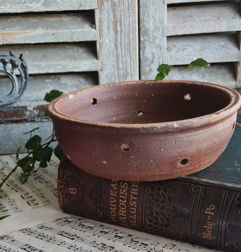 Ancienne faisselle egouttoir - ancienne,
