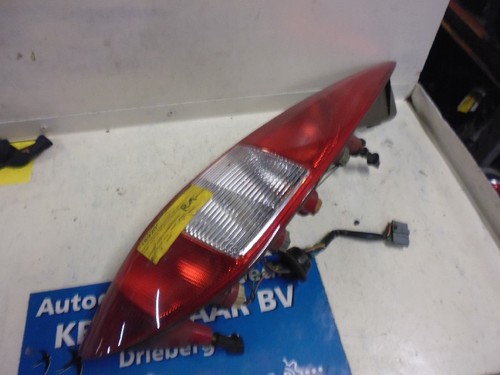 Feu arrière droit ford mondeo - feu,