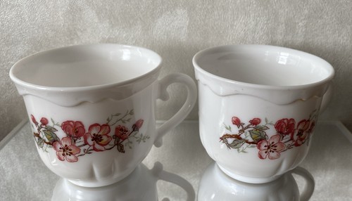 Jolies tasse arcopal - 2,