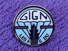 Gendarmerie : Ancien insigne du GIGN - fixation pins