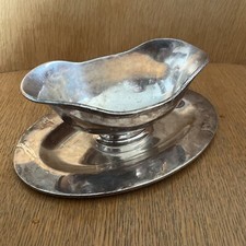 Saucière sur plateau dormant - saucière,