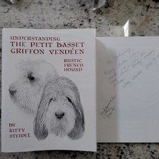 Petit Basset Griffon Vendeen