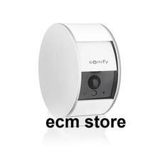 Somfy Caméra de surveillance intérieure avec un volet motorisé  /EBUX