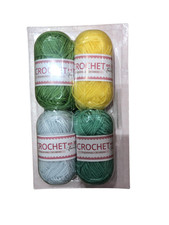 Set de 4 pelotes de laine + 1