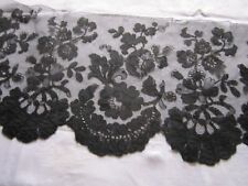 Ancien coupon dentelle de Chantilly ,Caen