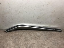 Rail de porte coulissante