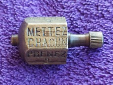 Toupie de comptoir Letoutva 1910