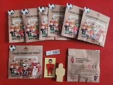 (290) lot de 8 footballeurs