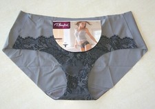 culotte grise et noire avec