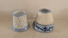Lot de 2 pyrogenes anciens porcelaine, grattoir à allumettes