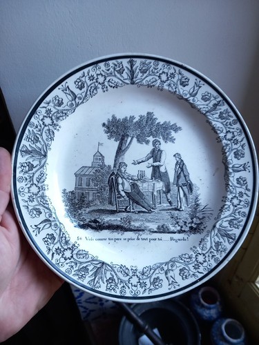 Assiette faience fine - faience,