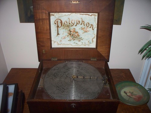 Beautiful polyphon music box - beautiful,
