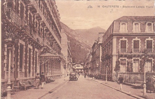 Cauterets boulevard latapie - 16,