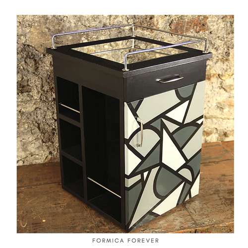 Meuble formica transformé - , en