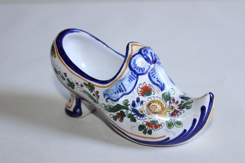 Petit soulier faïence de - soulier,