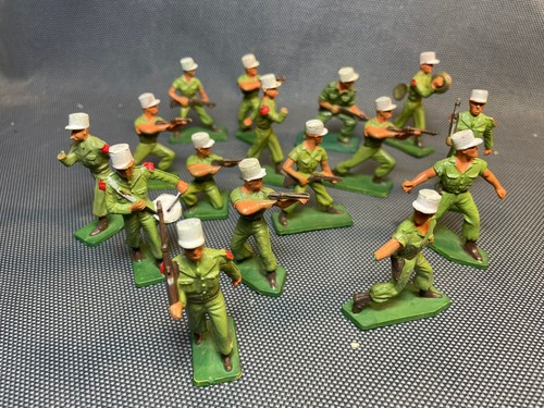 Lot figurines starlux - lot,