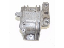 support moteur droit