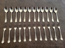 MENAGERE DE 24 PIECES METAL