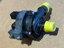 Pompe de circulation d'eau chauffage auxiliaire RENAULT 8200285950