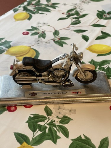 Moto harley davidson flstf - harley,