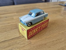 DINKY TOYS TRIUMPH HERALD