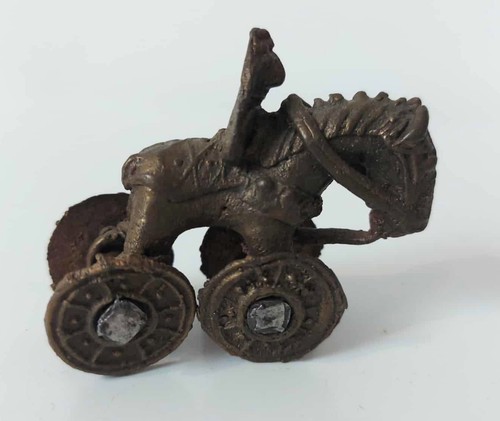 Cheval sur roue ancien - cheval,
