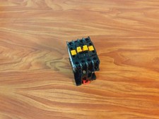 Contacteur moteur télémécanique type CA2 DN 1229 A65 2 NO / 2 NC 10A bobine 220V