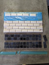 lot de petits carrelage frise mosaïque chute fin de chantier voir photo.