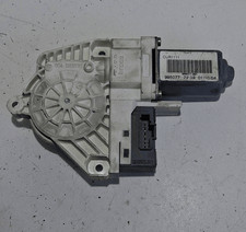 Moteur de lève-vitre avant