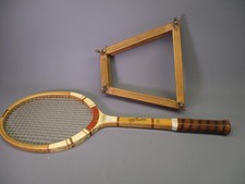 DV12512 ANCIENNE RAQUETTE DE