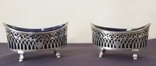 Paire de salerons en argent