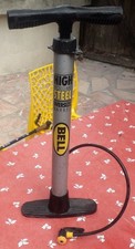 Pompe à Pied pour Vélo Bell "High Volume Steel Oversize Barrel"