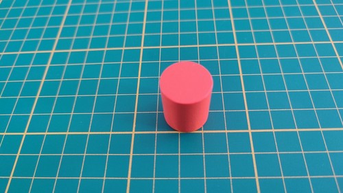 Petit bloc rouge pièce
