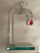 Grand Robinet avec un Poisson (Large Faucet with a Fish) en verre soufflé Signé