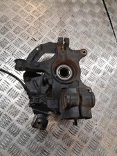 Fusee avant gauche RENAULT