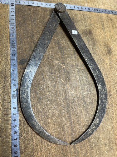 210 old tool compass - n°,