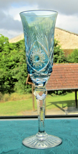 Flutes champagne coloré en - a,