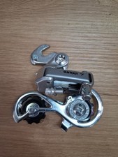 Dérailleur arrière Suntour
