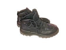 jolies chaussures en cuir gore tex CAMPER K300218 pointure 45 neuves valeur 325€