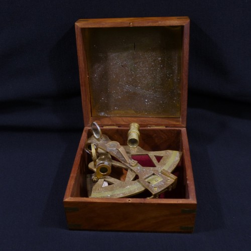 Ancien sextant laiton - ancien,
