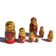 Lot de 7 petites poupées Russes / Matriochka vintage
