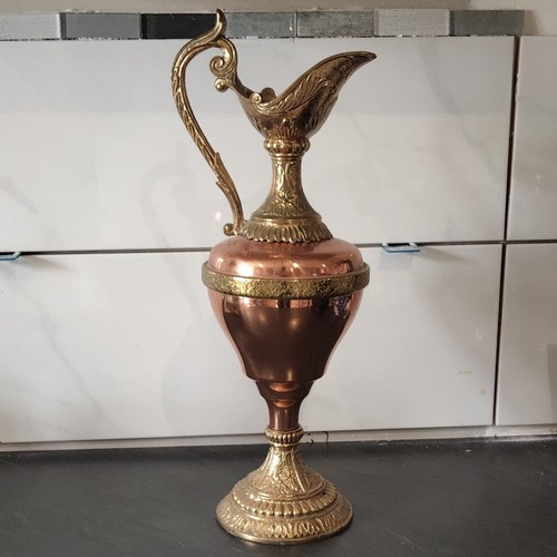 Aiguière décorative - , en