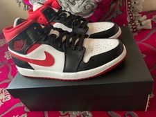 nike air jordan 1 mid Gym Red