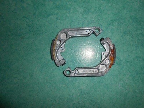 Paire masselottes embrayage